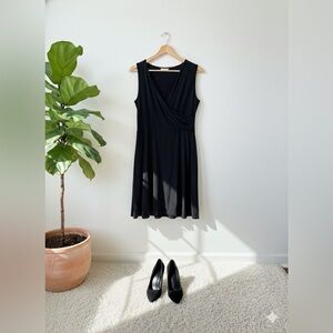 Elegant Black Sleeveless Dress